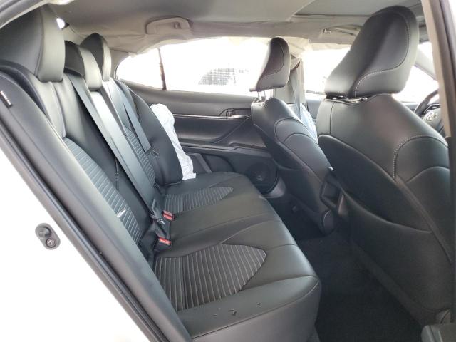 4T1G11AK0RU237784 - 2024 TOYOTA CAMRY SE NIGHT SHADE WHITE photo 10