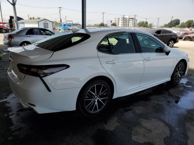 4T1G11AK0RU237784 - 2024 TOYOTA CAMRY SE NIGHT SHADE WHITE photo 3