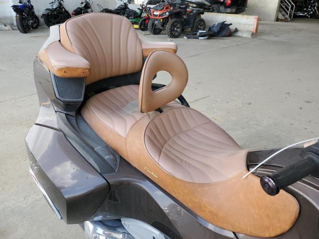 2BXJBRC14CV000690 - 2012 CAN-AM SPYDER RT-LTD BROWN photo 6