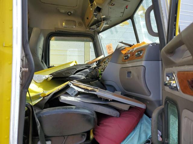 1XPHP40X3AD795234 - 2010 PETERBILT 386 YELLOW photo 5
