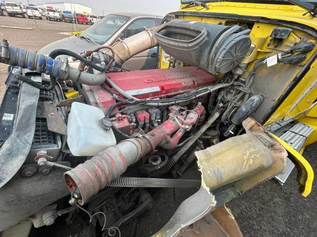 1XPHP40X3AD795234 - 2010 PETERBILT 386 YELLOW photo 7