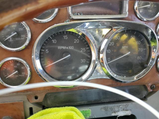 1XPHP40X3AD795234 - 2010 PETERBILT 386 YELLOW photo 8