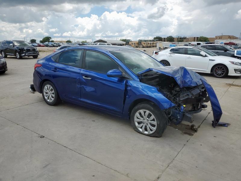 3KPC24A39JE033708 - 2018 HYUNDAI ACCENT SE Azul foto 4