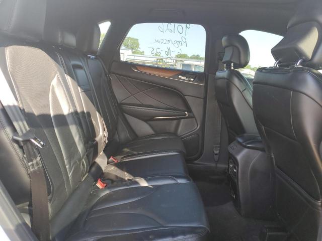 5LMCJ1A98FUJ14349 - 2015 LINCOLN MKC 白色 照片 11