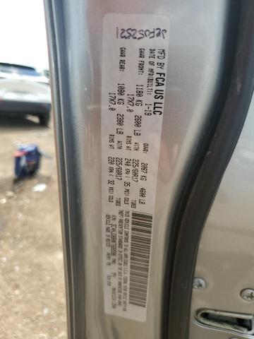 3C4NJDBB0KT689598 - 2019 JEEP COMPASS LATITUDE SILVER photo 12