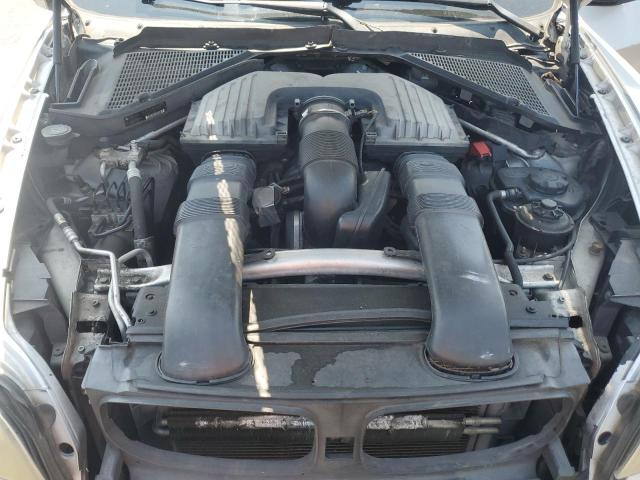 5UXFE8C55AL310404 - 2010 BMW X5 XDRIVE48I Srebrny zdjęcie 12
