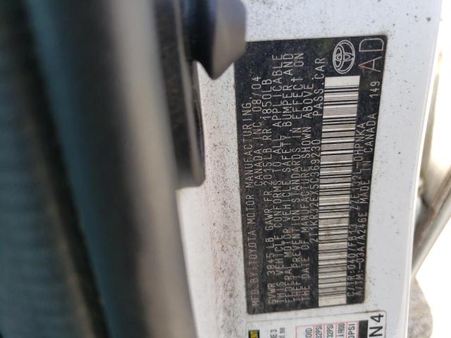 2T1KR32EX5C369230 - 2005 TOYOTA COROLLA MA XR WHITE photo 12