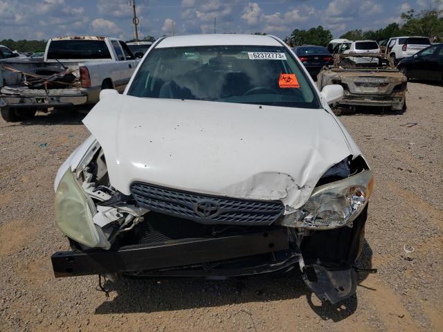 2T1KR32EX5C369230 - 2005 TOYOTA COROLLA MA XR WHITE photo 5