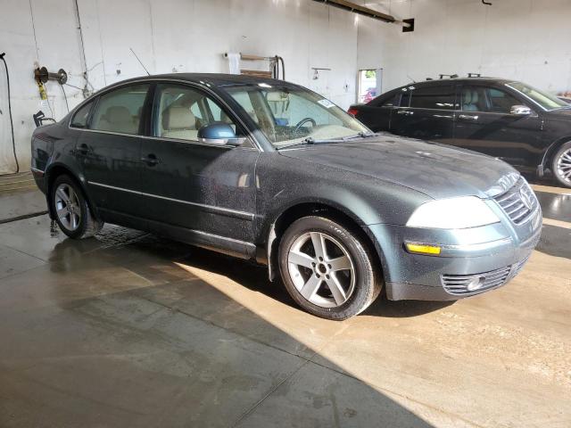 WVWRH63B44P245073 - 2004 VOLKSWAGEN PASSAT GLX Yaşıl foto 4