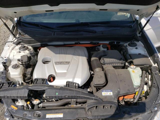 KMHEC4A40FA125648 - 2015 HYUNDAI SONATA HYBRID WHITE photo 11