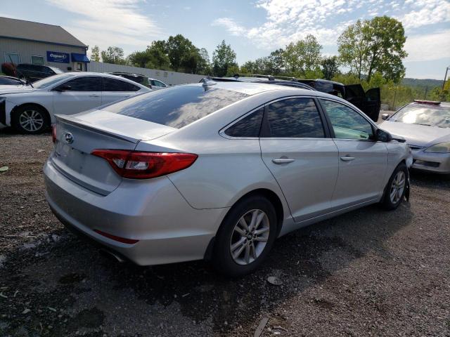 5NPE24AF1FH240745 - 2015 HYUNDAI SONATA SE SILVER photo 3