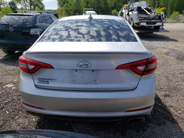 5NPE24AF1FH240745 - 2015 HYUNDAI SONATA SE SILVER photo 6