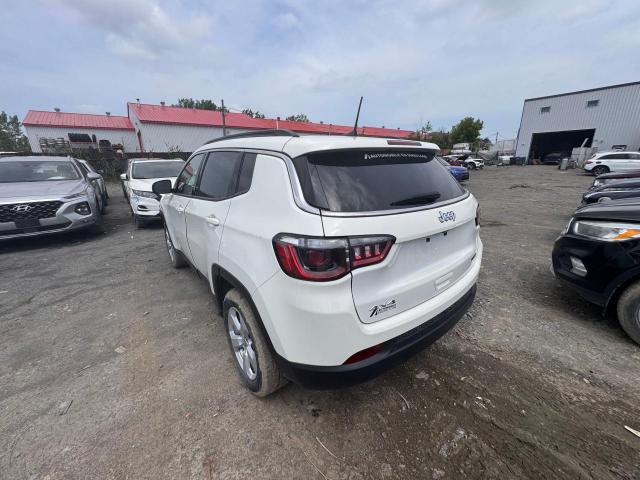 3C4NJDBB4MT588325 - 2021 JEEP COMPASS LATITUDE 白色 照片 3