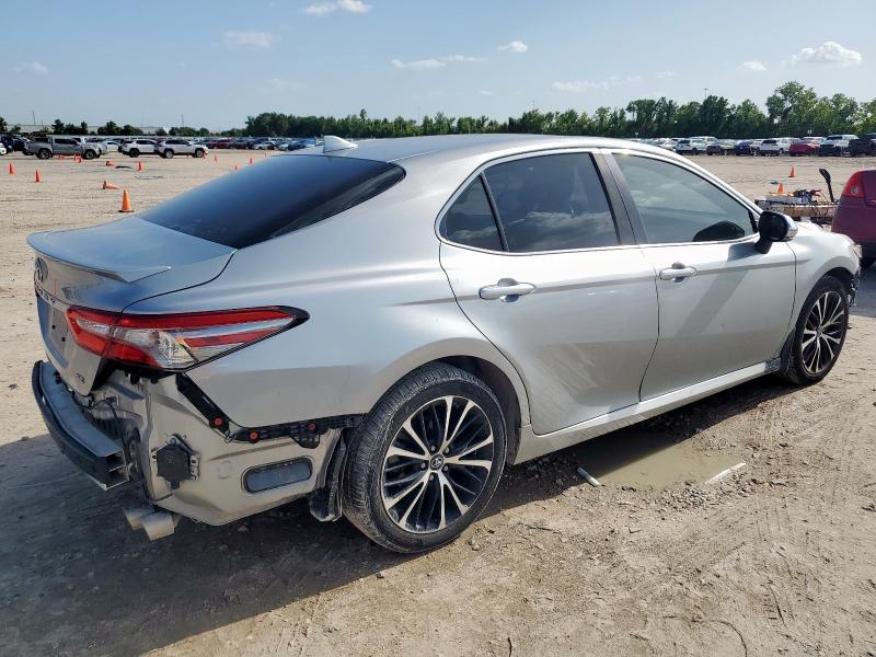 4T1B11HK0KU733139 - 2019 TOYOTA CAMRY L ვერცხლისფერი ფოტო 3