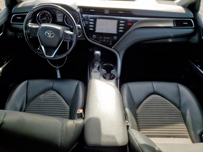 4T1B11HK0KU733139 - 2019 TOYOTA CAMRY L ვერცხლისფერი ფოტო 8