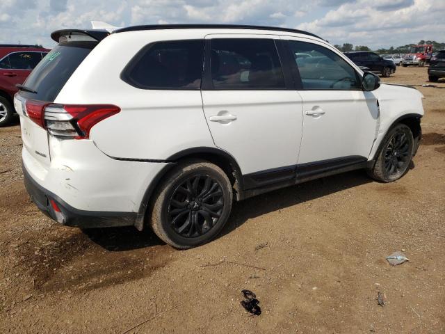 JA4AD3A32JZ054376 - 2018 MITSUBISHI OUTLANDER SE WHITE photo 3