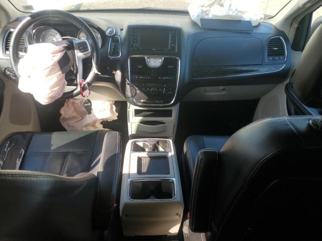 2C4RC1BG0CR346302 - 2012 CHRYSLER TOWN & COU TOURING WHITE photo 8