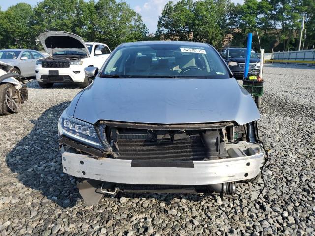 19UDE2F38JA006450 - 2018 ACURA ILX BASE WATCH PLUS SILVER photo 5