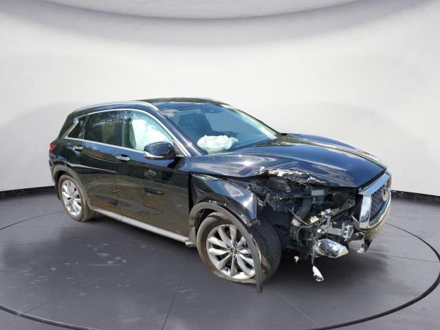 3PCAJ5M12LF116713 - 2020 INFINITI QX50 PURE BLACK photo 4