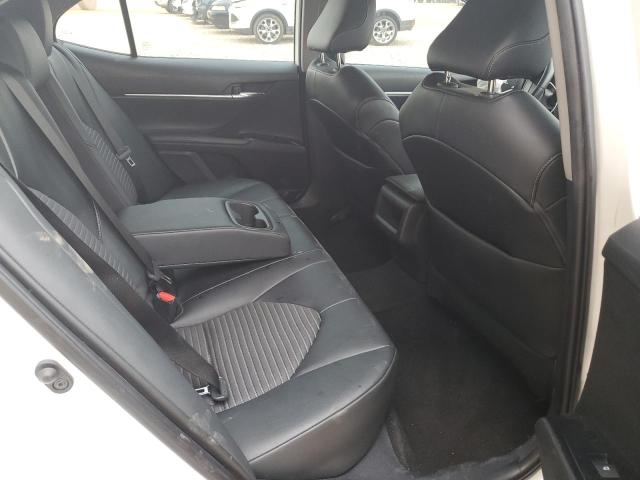 4T1G11AK2LU501207 - 2020 TOYOTA CAMRY SE WHITE photo 10