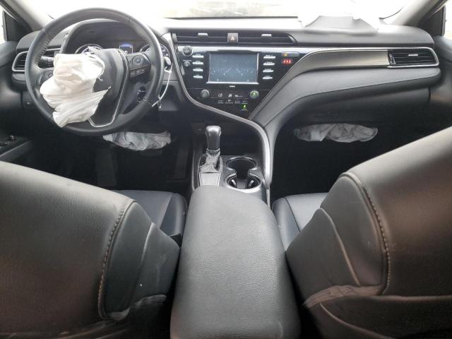 4T1G11AK2LU501207 - 2020 TOYOTA CAMRY SE WHITE photo 8