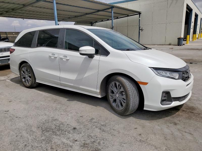 5FNRL6H89SB004709 - 2025 HONDA ODYSSEY TOURING WHITE photo 4
