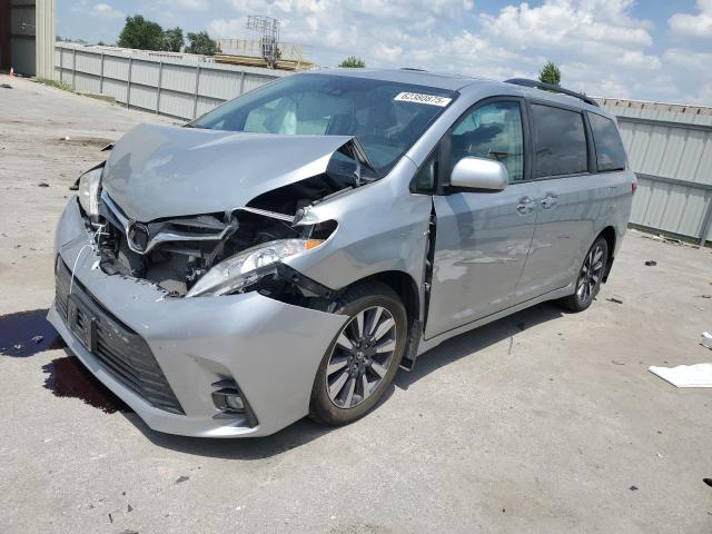 2019 TOYOTA SIENNA XLE, 