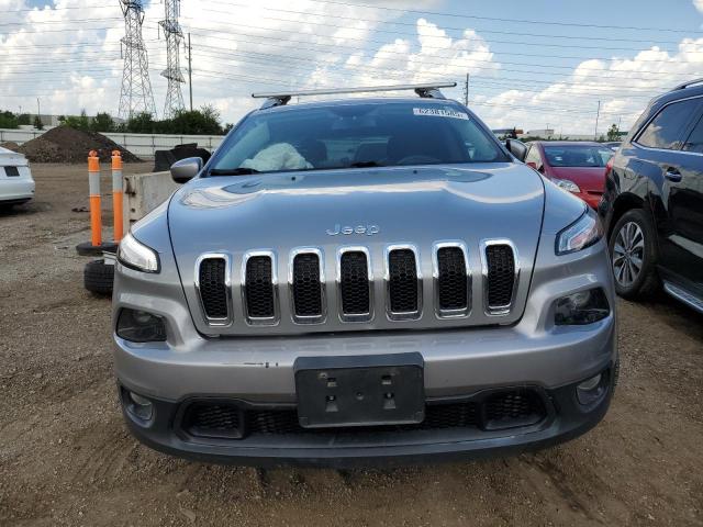1C4PJLCB2HW534930 - 2017 JEEP CHEROKEE LATITUDE SILVER photo 5
