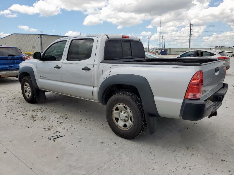 5TFJU4GN3DX047926 - 2013 TOYOTA TACOMA DOUBLE CAB PRERUNNER SILVER photo 2