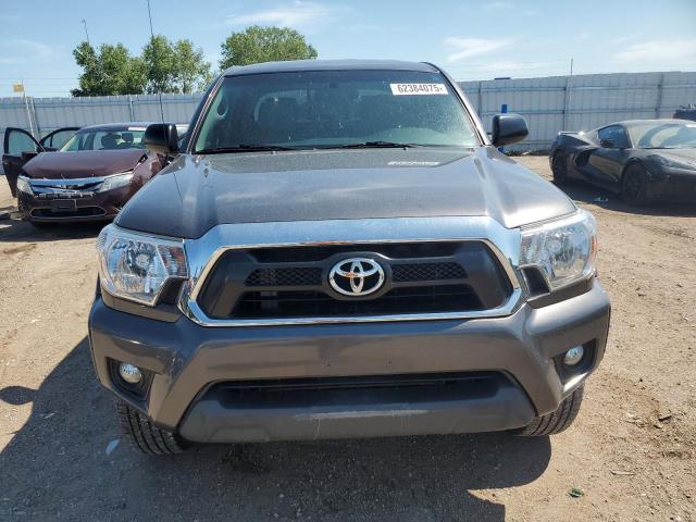 5TFLU4EN6FX135853 - 2015 TOYOTA TACOMA DOUBLE CAB Grau Foto 5