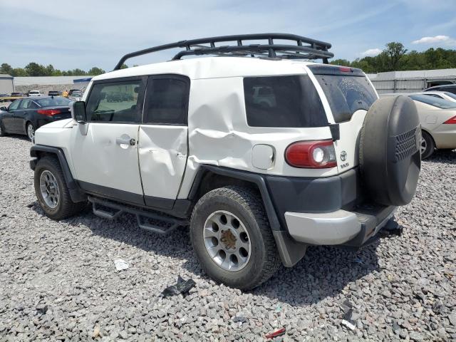 JTEZU4BF5CK012489 - 2012 TOYOTA FJ CRUISER WHITE photo 2