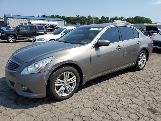 2010 INFINITI G37, 