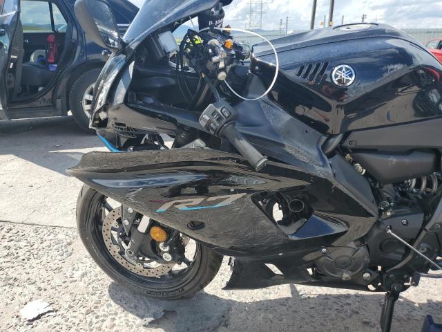 JYARM38E2NA001502 - 2022 YAMAHA YZFR7 BLACK photo 9