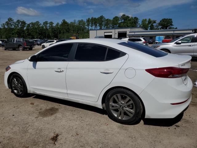 5NPD84LF1JH385719 - 2018 HYUNDAI ELANTRA SEL WHITE photo 2