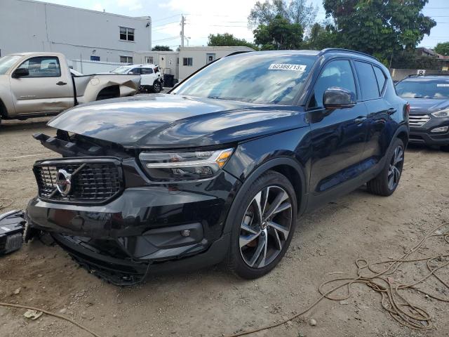 YV4162UM9N2655472 - 2022 VOLVO XC40 T5 R-DESIGN BLACK photo 1