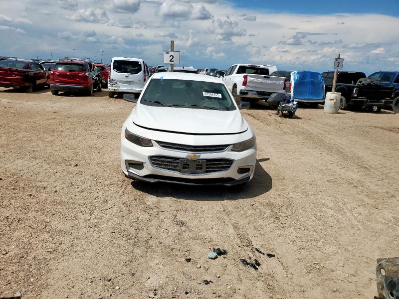 1G1ZC5ST8HF228946 - 2017 CHEVROLET MALIBU LS أبيض صورة 5