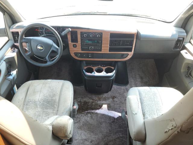 1GCWGFCA1B1175142 - 2011 CHEVROLET EXPRESS G2 SILVER photo 8