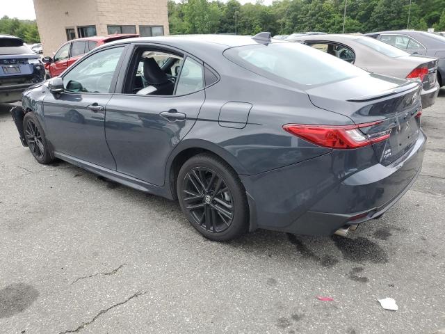 4T1DBADKXSU008174 - 2025 TOYOTA CAMRY XSE Серый фото 2