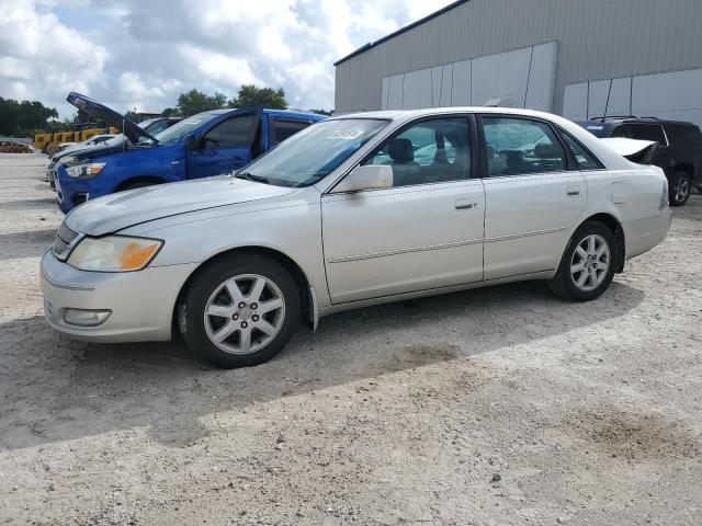 2001 TOYOTA AVALON XL, 