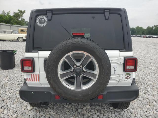 1C4HJXEG9JW138715 - 2018 JEEP WRANGLER U SAHARA WHITE photo 6