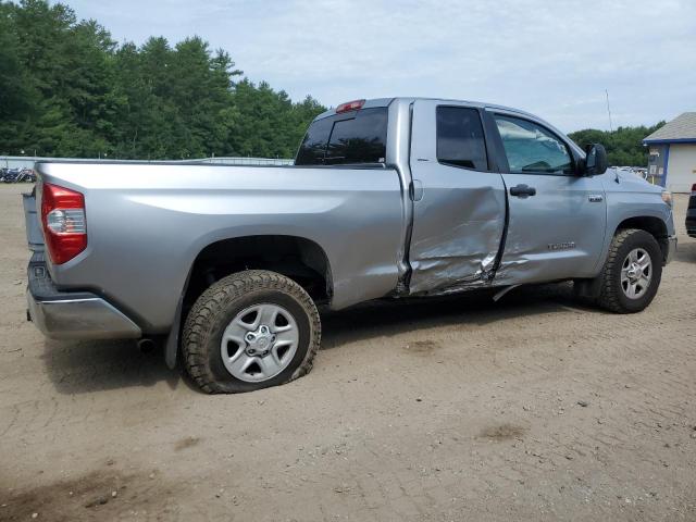 5TFUY5F16KX863631 - 2019 TOYOTA TUNDRA DOUBLE CAB SR/SR5 SILVER photo 3