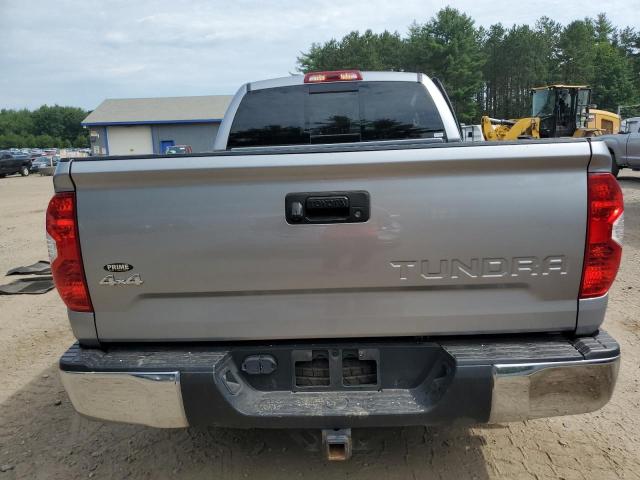 5TFUY5F16KX863631 - 2019 TOYOTA TUNDRA DOUBLE CAB SR/SR5 SILVER photo 6