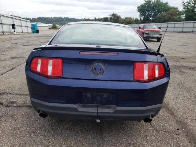 1ZVBP8AM2C5287513 - 2012 FORD MUSTANG BLUE photo 6