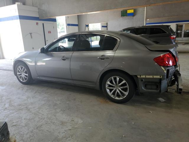 JNKCV61FX9M364922 - 2009 INFINITI G37 SILVER photo 2