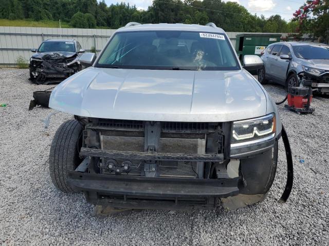 1V2KR2CA2JC545355 - 2018 VOLKSWAGEN ATLAS SE Silber Foto 5