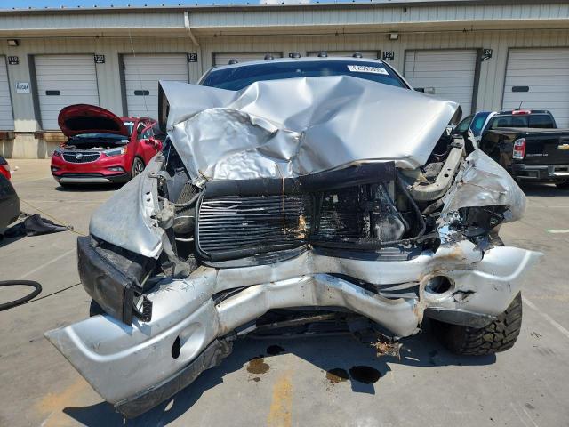 3D7KU28C74G278554 - 2004 DODGE RAM 2500 ST Серебристый фото 5