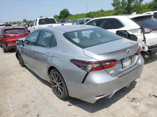 4T1G11AK1MU431006 - 2021 TOYOTA CAMRY SE SILVER photo 2