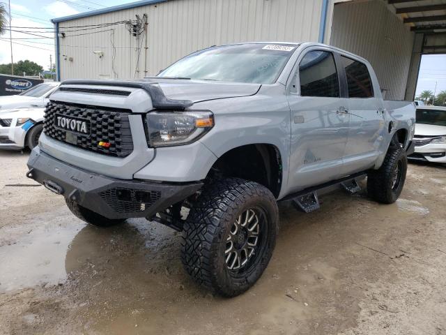 5TFFY5F11JX238772 - 2018 TOYOTA TUNDRA CREWMAX LIMITED SILVER photo 1