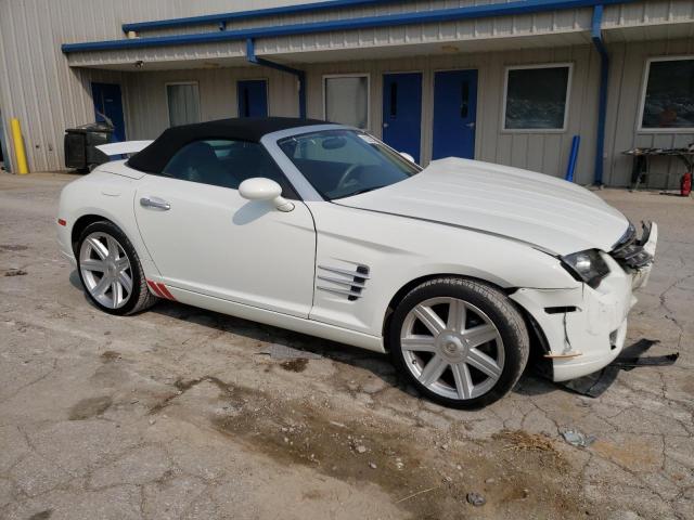 1C3AN65L65X049489 - 2005 CHRYSLER CROSSFIRE LIMITED WHITE photo 4