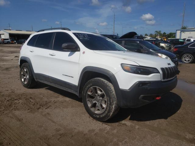1C4PJMBX7KD298183 - 2019 JEEP CHEROKEE TRAILHAWK WHITE photo 4